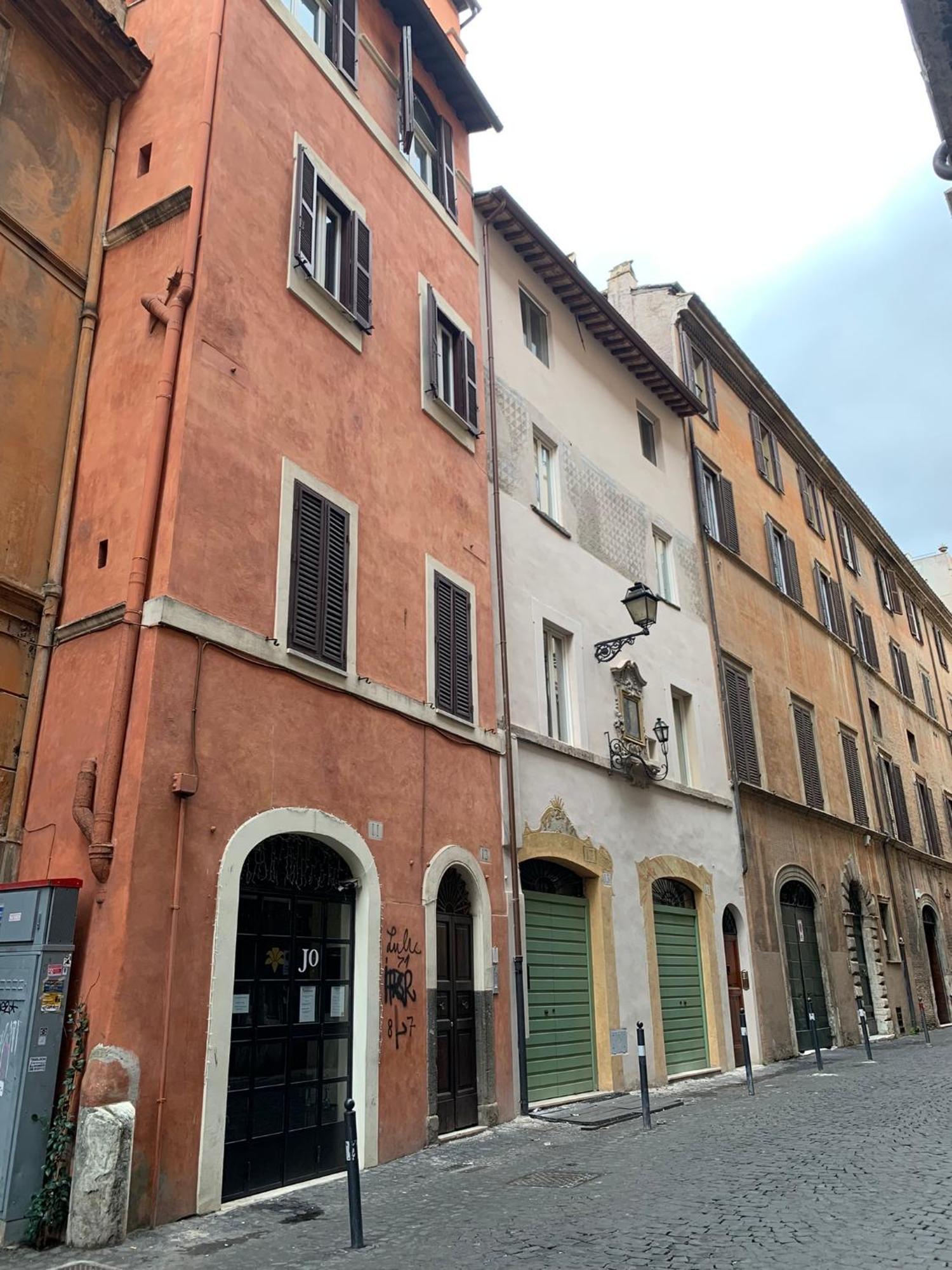 Old Monserrato In Campo De' Fiori Rome Exterior photo